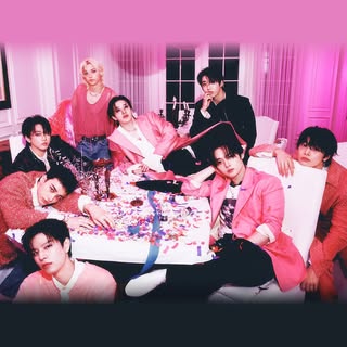 Stray Kids