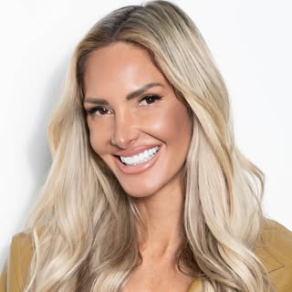 Lori Harder | Podcast Host | Business Coach
