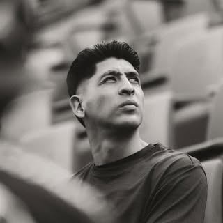 Edson Alvarez.