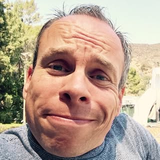 Warwick Davis