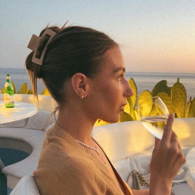 @amandabatula • Threads, Say more
