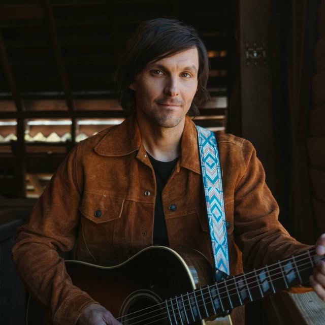 Charlie Worsham