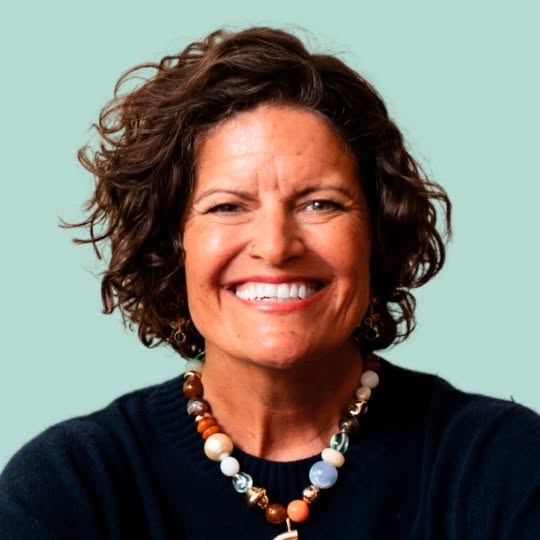 Dr. Mindy Pelz