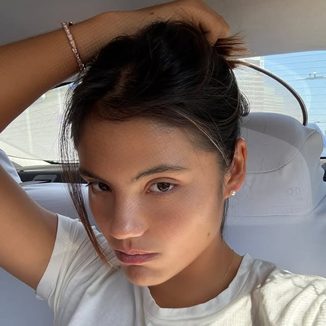 𝐄.𝐑.