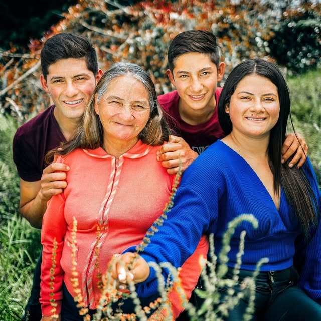 los_escachaitos