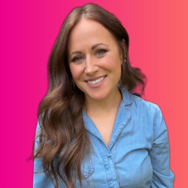 Caroline Flett | INSTAGRAM GROWTH