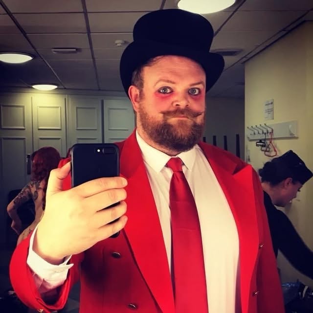 stage_door_johnny