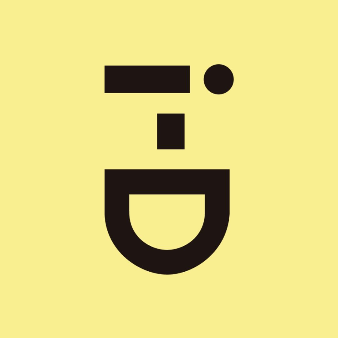 i-D