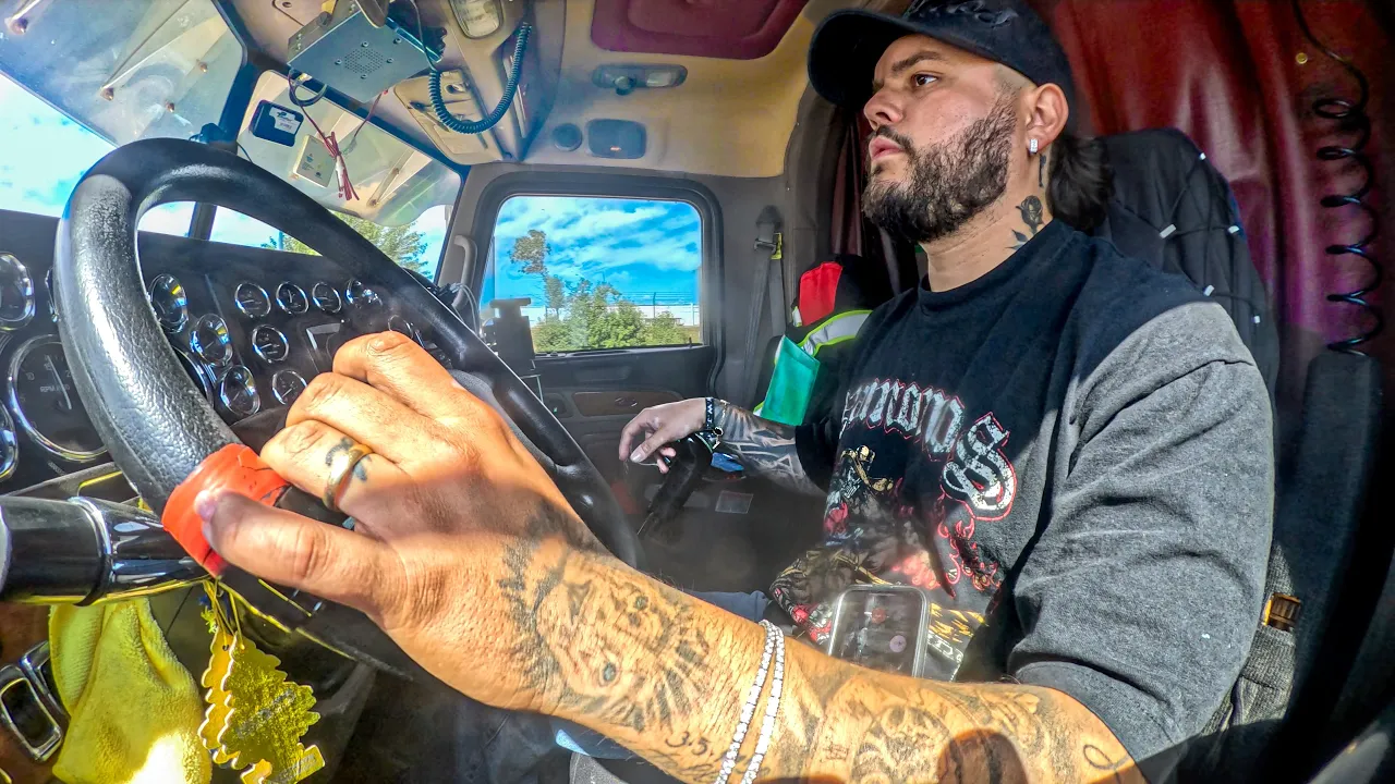 A Raw & Realistic 24 hours on The Road w/ my Bosses Truck - Good Food & Sleepless nights