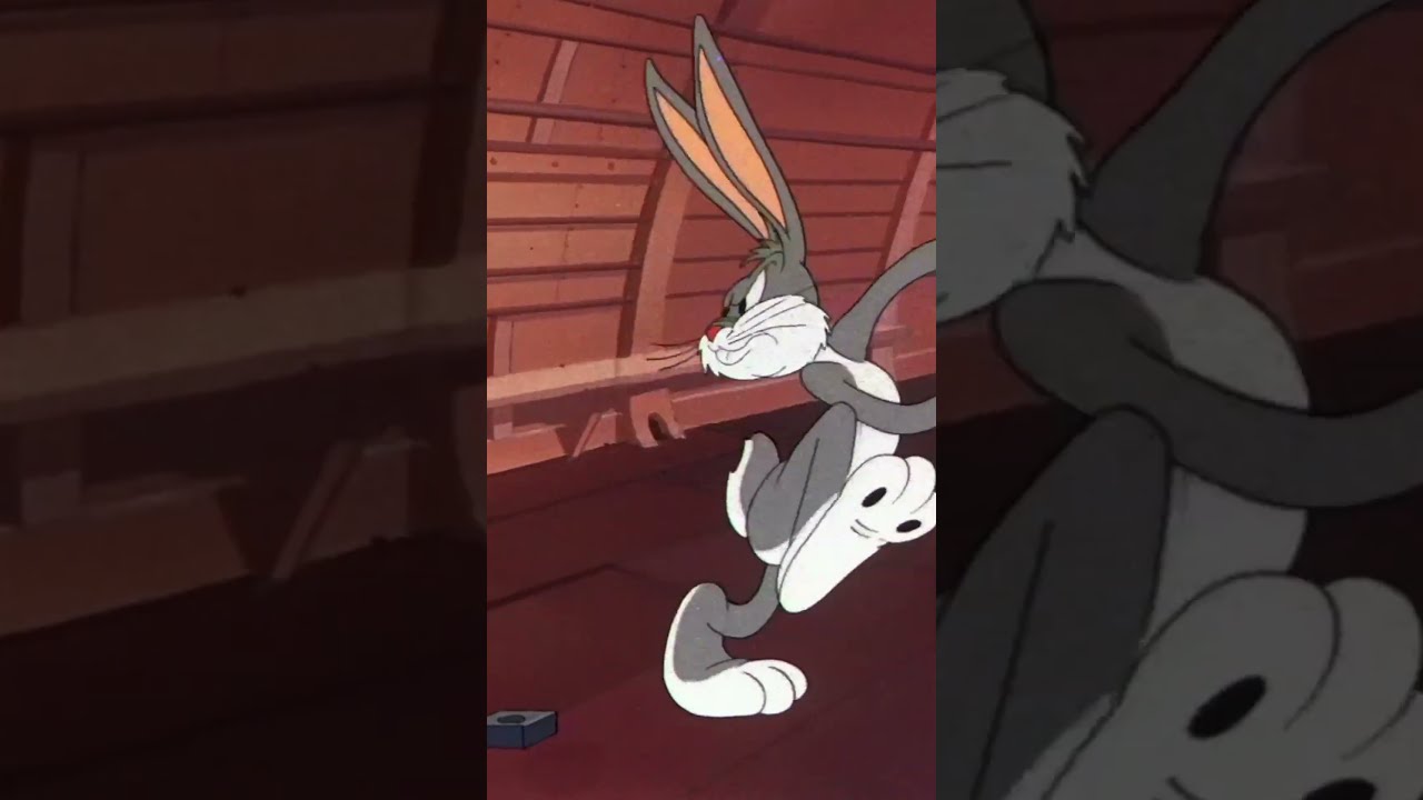 Bugs Bunny vs. a Gremlin #FallingHare