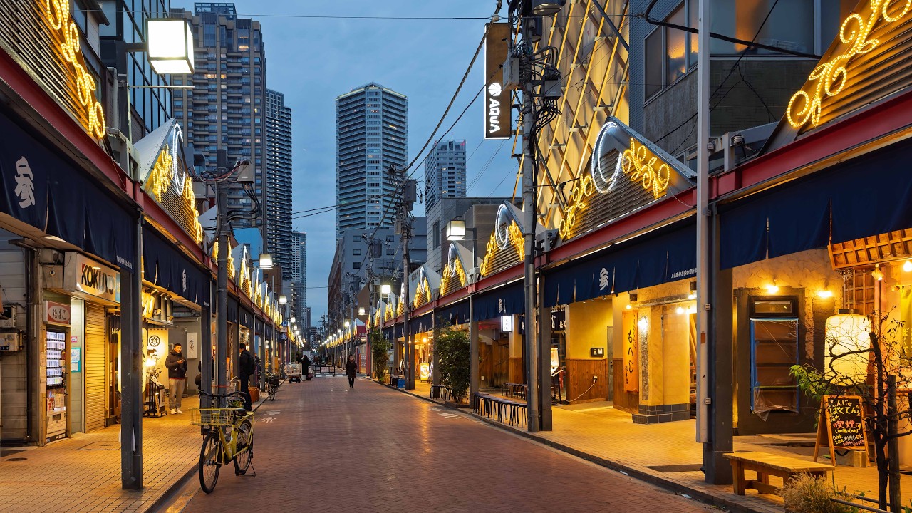 City Walk at Dusk, Tsukishima to Ginza | Tokyo, Japan