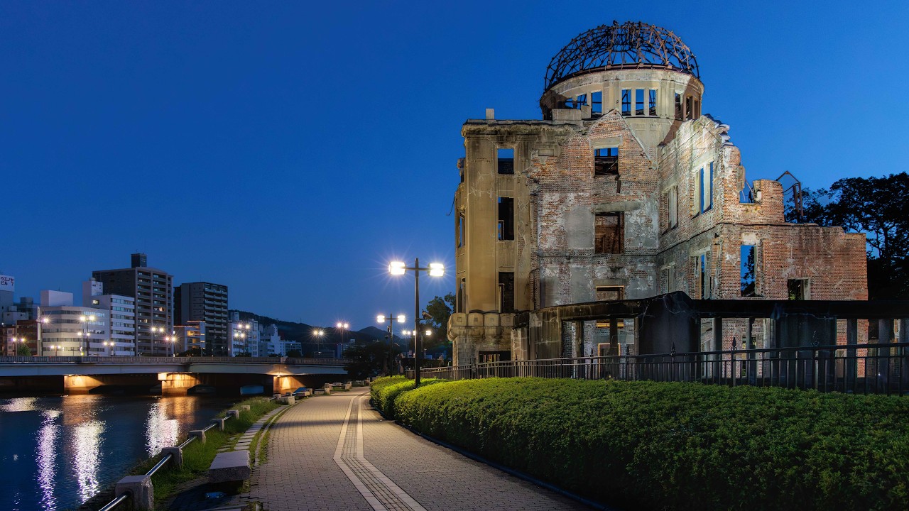 Early Morning Walk in Quiet Peace Park | Hiroshima, Japan
