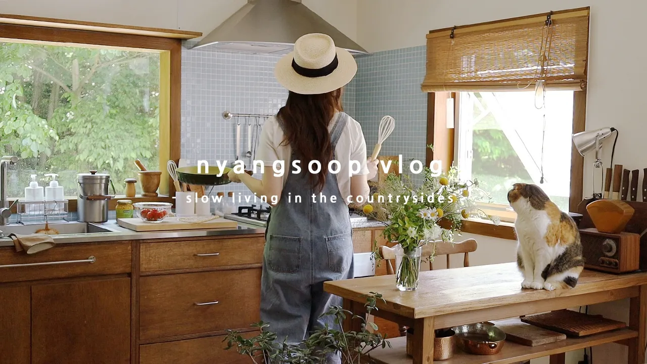 숲속 주택에서 보내는 여름 슬로우라이프 🏡 | 정원 목조온실 만들기 | 토마토 갈레트 🍅🌿