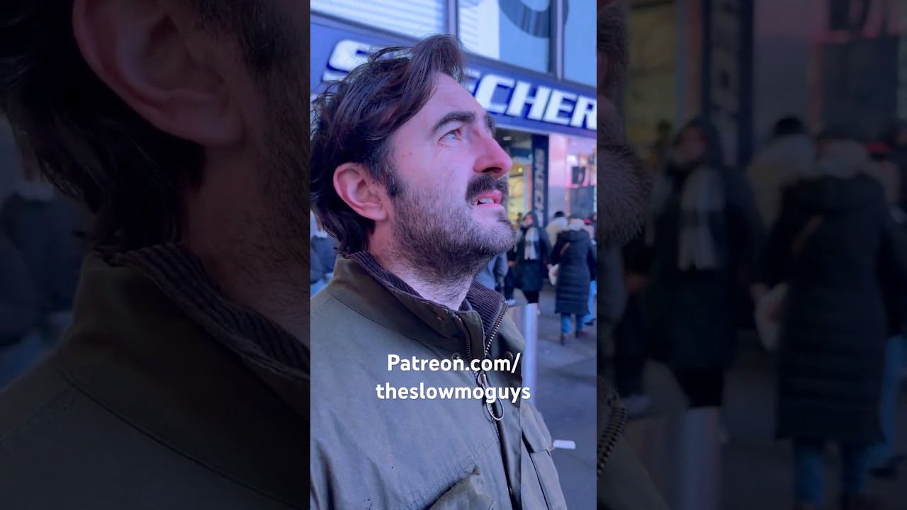 Gav and Dan visit the billboard