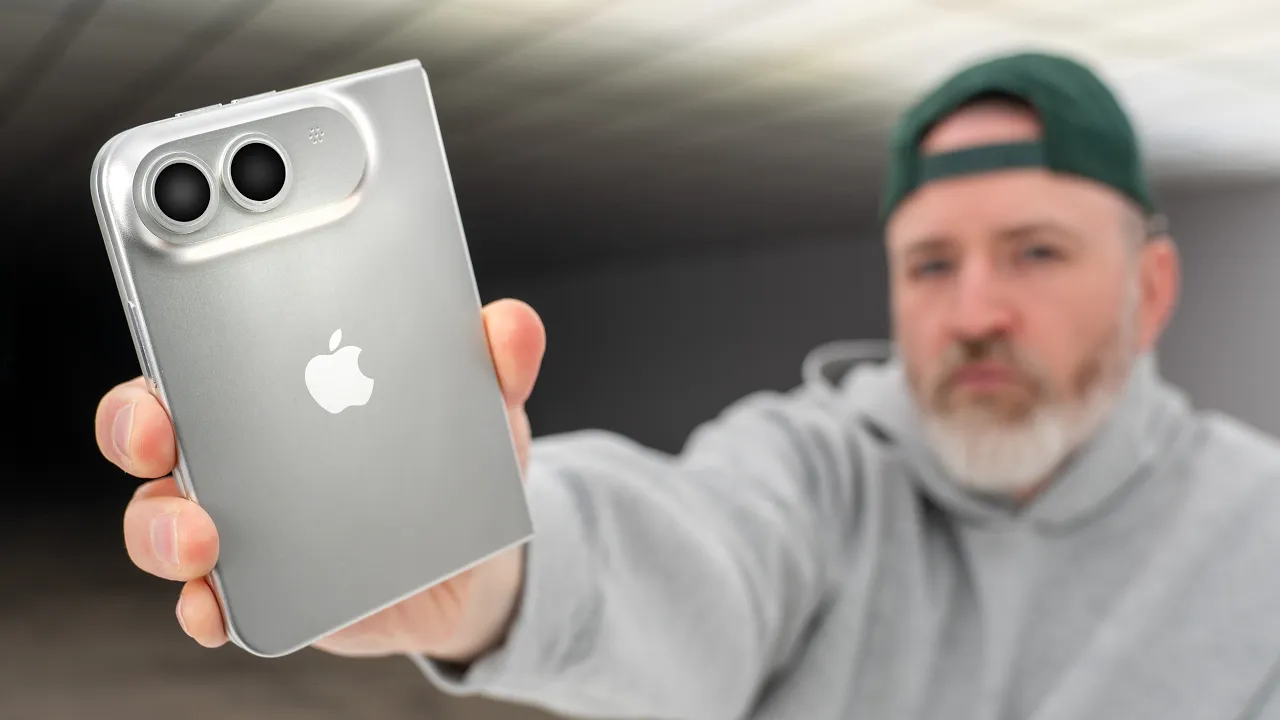 iPhone ULTRA Fold Early Hands On...