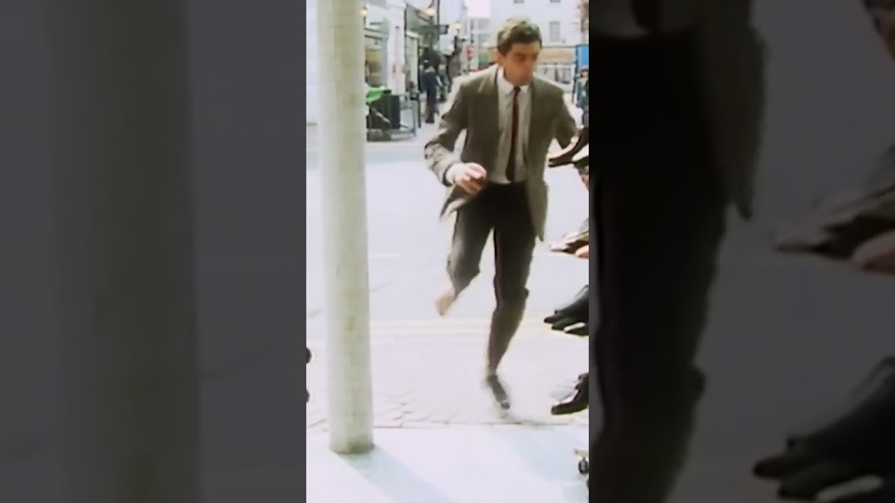 Mr Bean's Shoe Drives Away Without Him! 👟 | Mr Bean Live Action | Funny Clips | Mr Bean