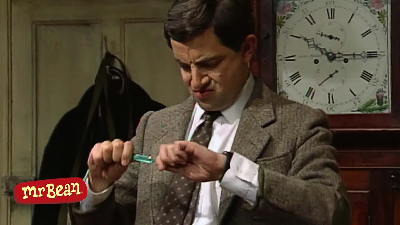 Mr Bean's WORST Holiday Packing Ever! 🏖️ | Mr Bean Live Action | Funny Clips | Mr Bean