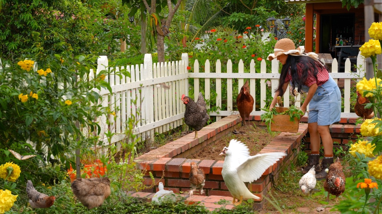The Art of Cozy Living in the Countryside | Garden, Chickens & Homemade Cake 🍂
