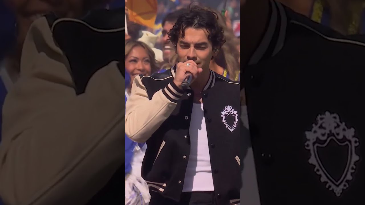 The halftime show we needed @JonasBrothers   49ers vs Rams is LIVE on Netflix!