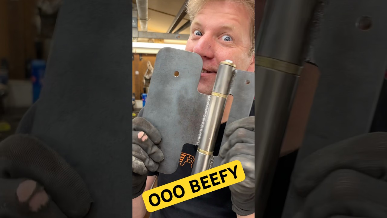 The hinge for 1/4Ton DOOR