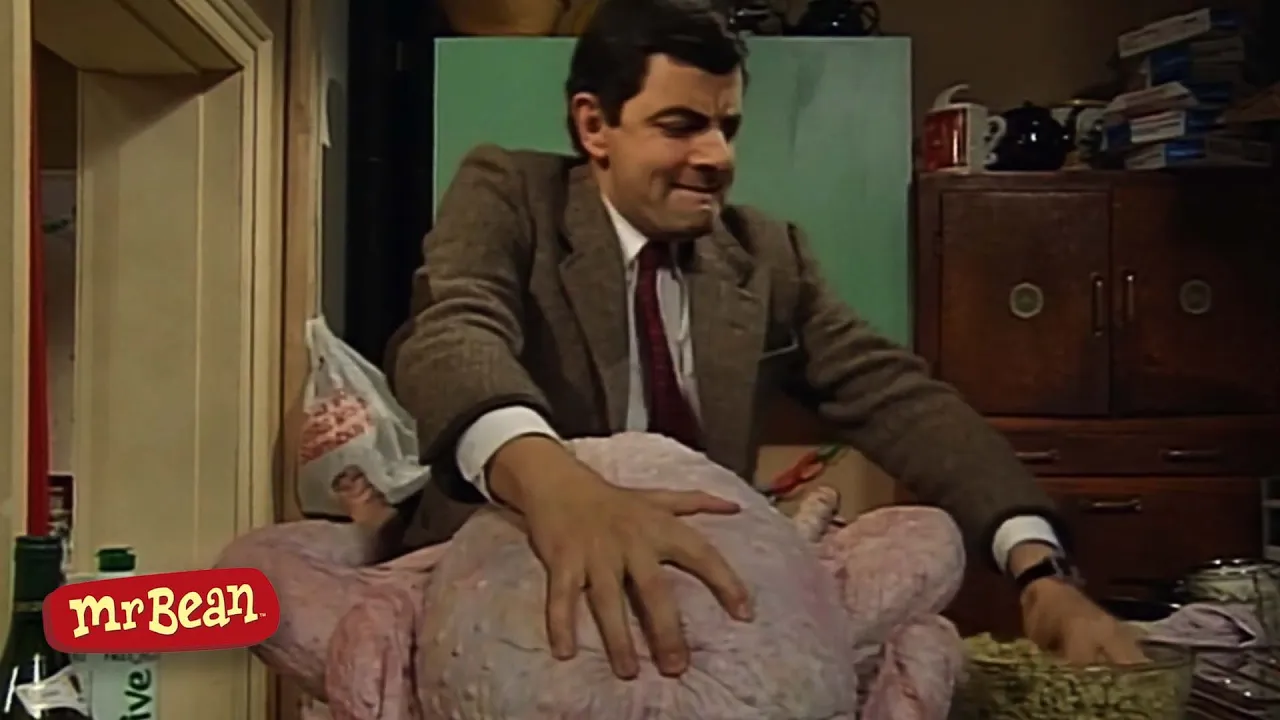 Who Let Mr Bean Cook the Christmas Turkey? 😂 | Mr Bean Live Action | Funny Clips | Mr Bean